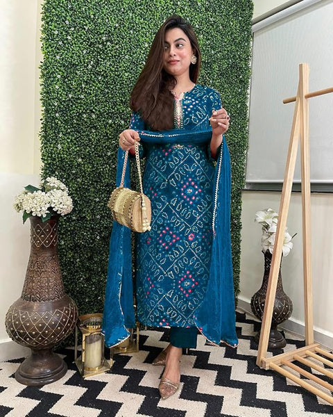 GoSriKi Women's Rayon Viscose Straight Bandhej Printed Kurta with Pant & Dupatta